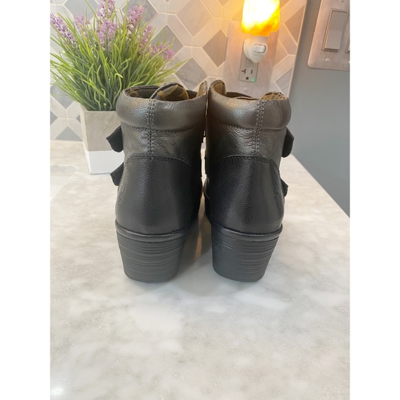 Fly London Wedge Booties - Picture 3 of 5